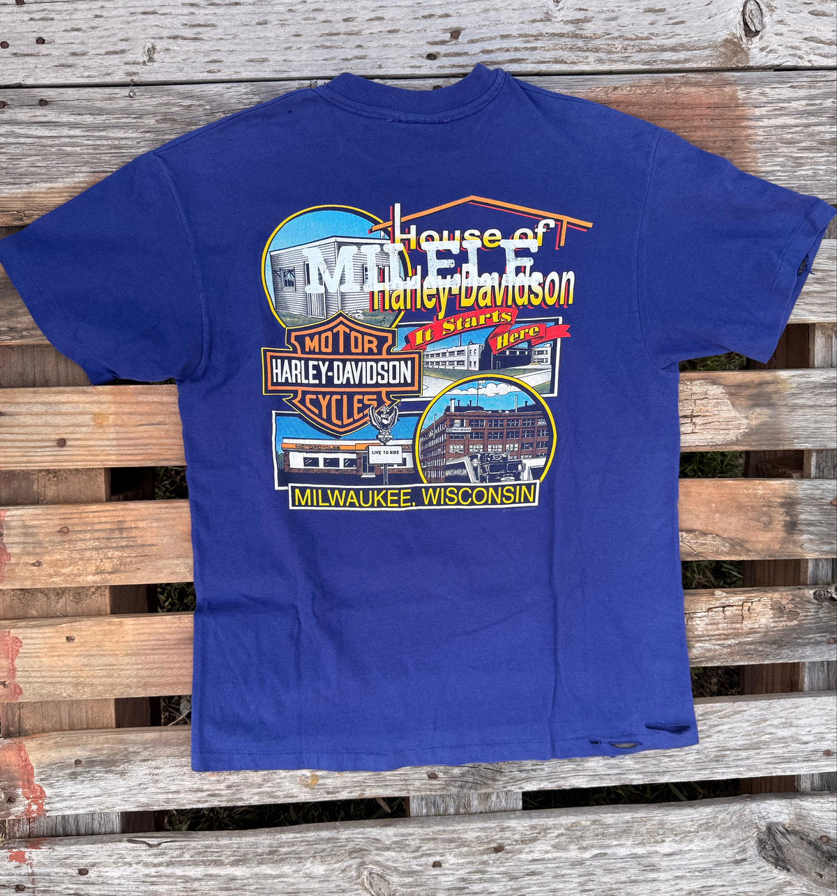 I ❤ Me Forever Tee- Milwaukee, WI (1992)- SIZE M